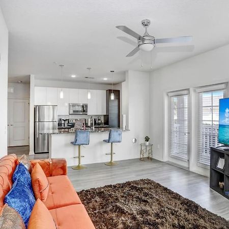 2-Bedroom Eccentric Oasis Tampa Exterior photo