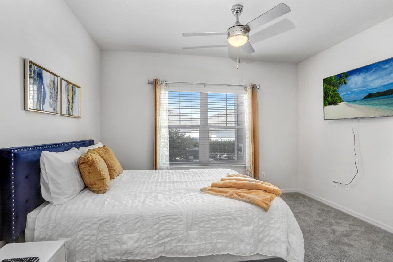 2-Bedroom Eccentric Oasis Tampa Exterior photo